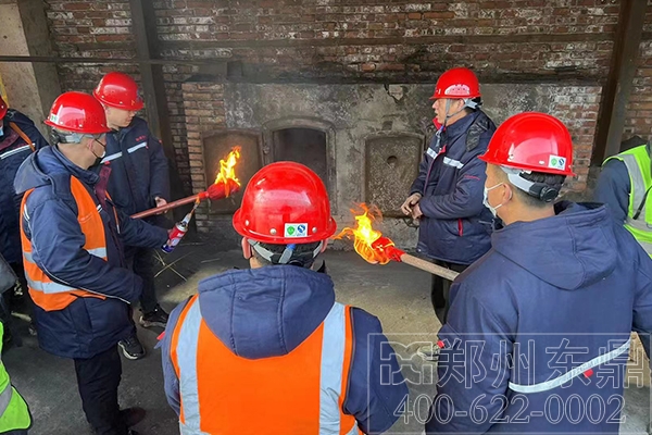 內(nèi)蒙古鄂爾多斯煤泥烘干機(jī)項(xiàng)目點(diǎn)火試儀式現(xiàn)場 內(nèi)蒙古鄂爾多斯煤泥烘干機(jī)項(xiàng)目點(diǎn)火試儀式現(xiàn)場